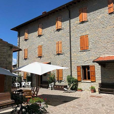 Albergo Ristorante Letizia Chiusi della Verna Zewnętrze zdjęcie